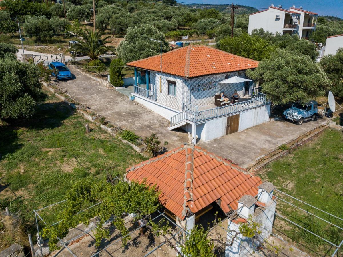 Olive Cottage Astris Exterior photo